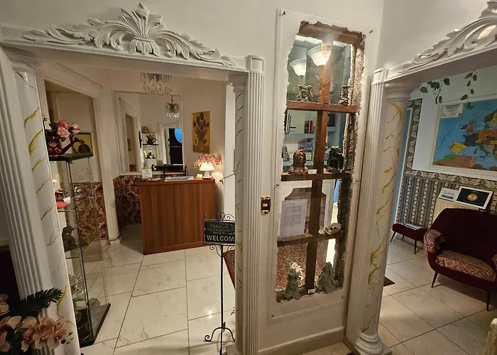 Lovely Flat Geraci